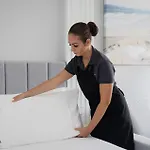 Belmoral Corporate Suites (Adults Only)